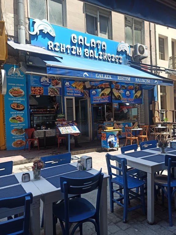 GALATA RIHTIM BALIKÇISI