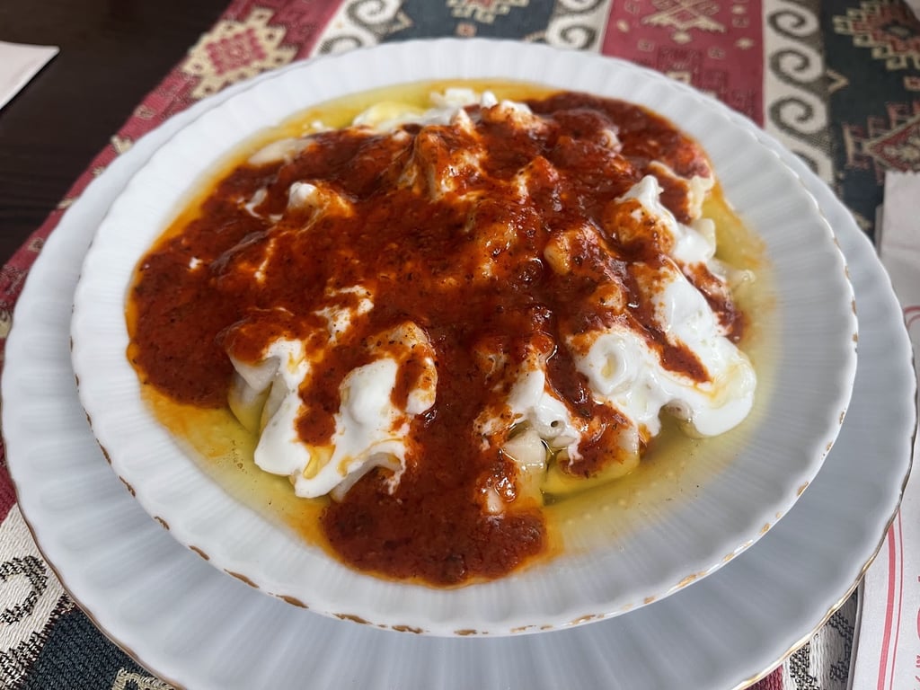 Özge Mantı Evi
