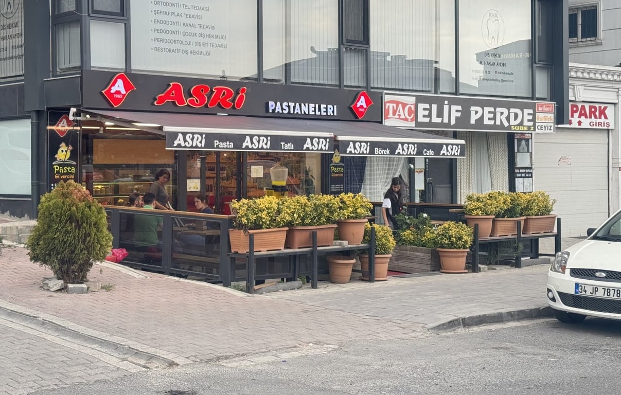 Asri Pastanesi