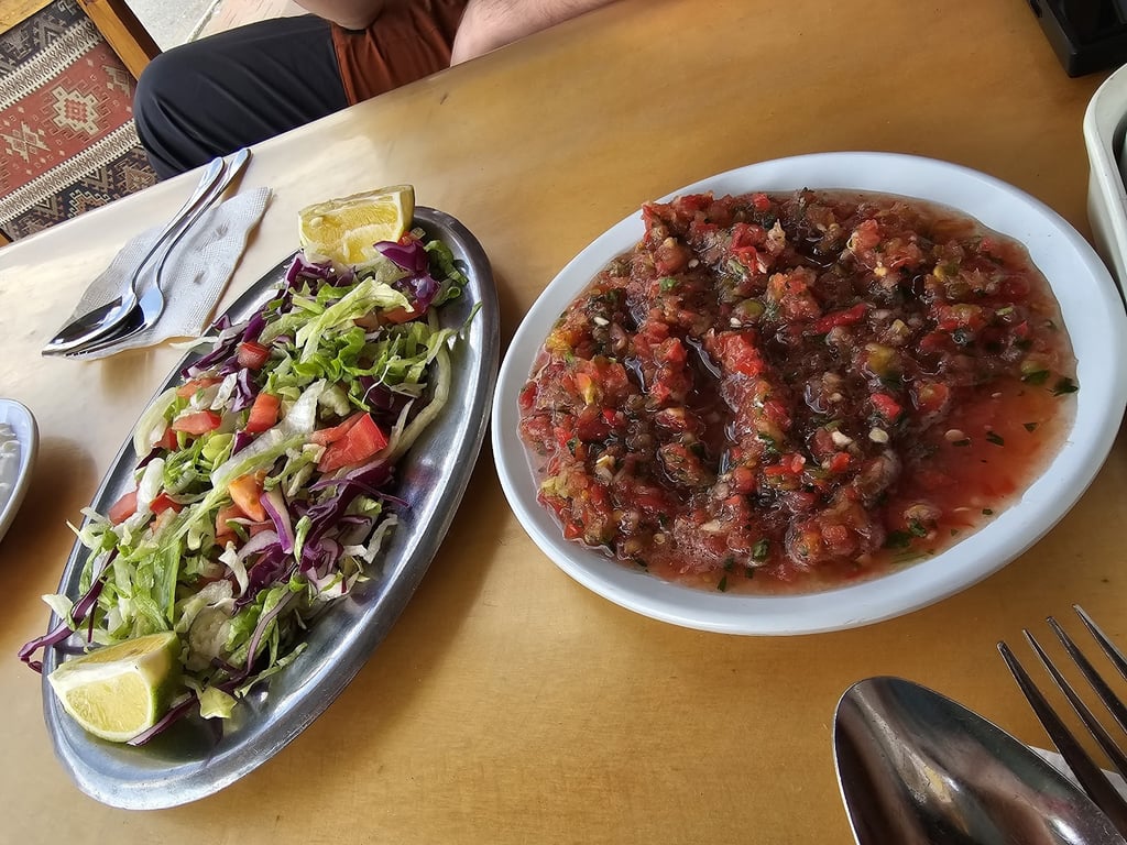 Akın Usta Çorba ve Kebap Salonu — Foto 3