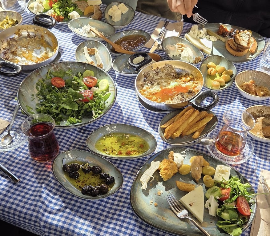 Bugün Kahvaltı