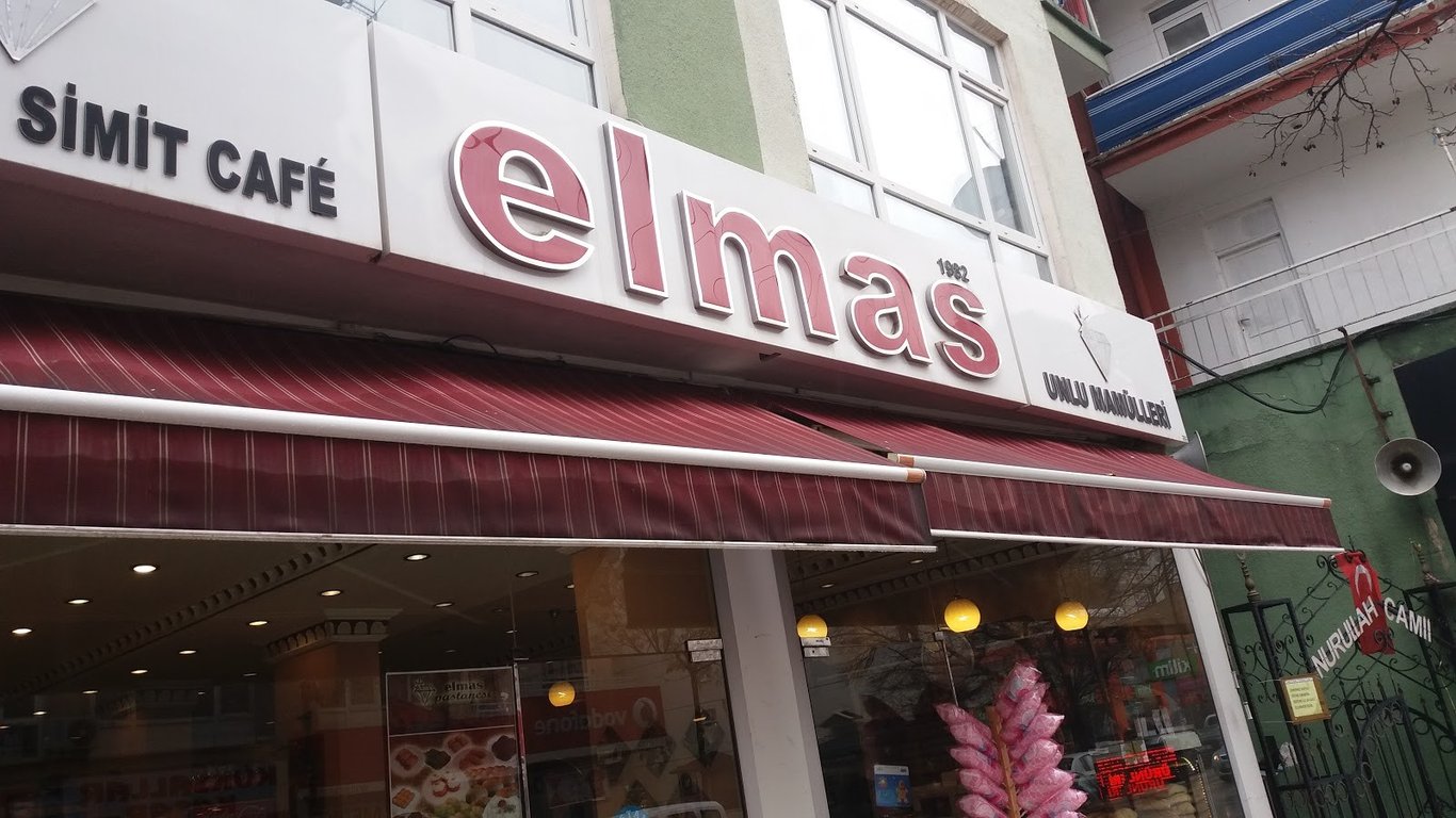 ELMAS PASTANELERİ