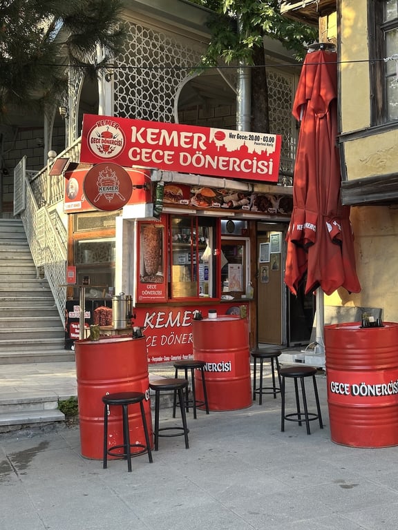 Kemerburgaz Gece Dönercisi