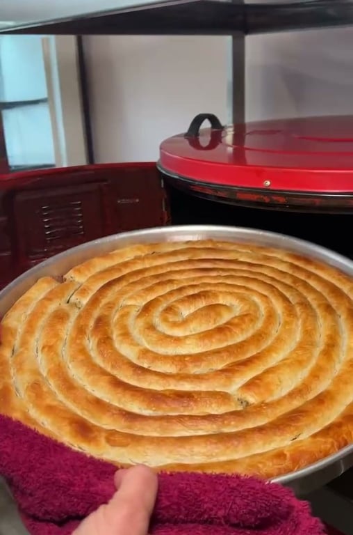 Furuna Boşnak Börekçisi