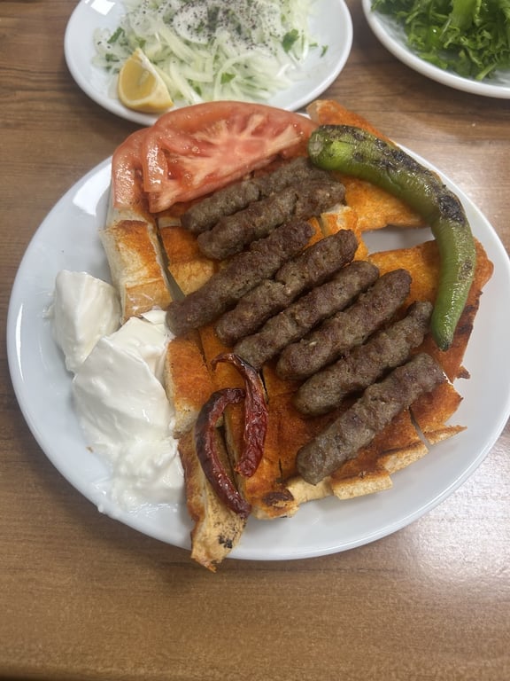Ödemiş Köftecisi Köfteci Dayı Altındağ