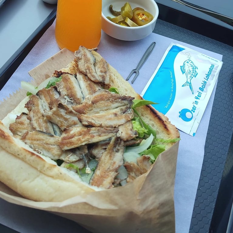 Özer’in Yeri Balık Ekmek