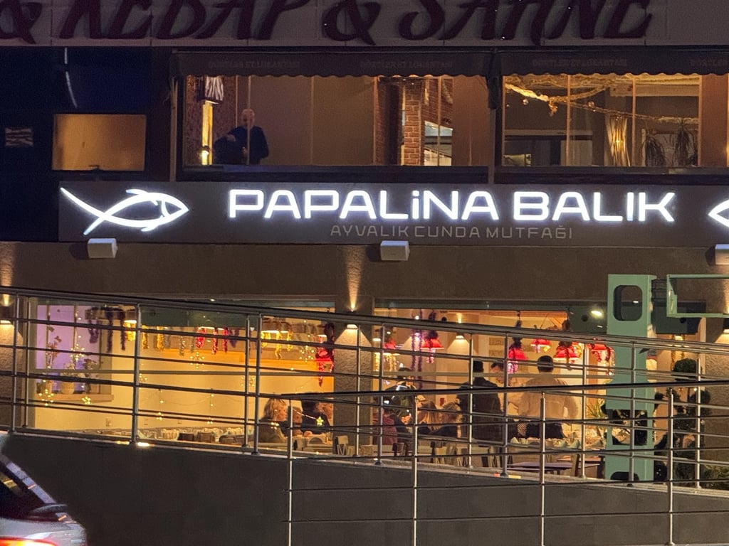 Sahil Papalinna Balık Ayvalık Cunda Mutfağı