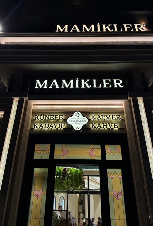 Mamikler Künefe