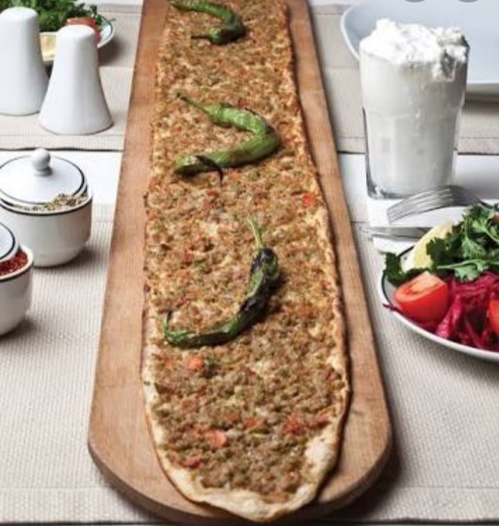 Onur Etli Pide Salonu