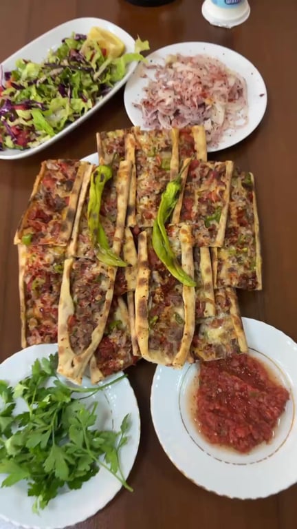 Yıldız Pide Kebap Salonu