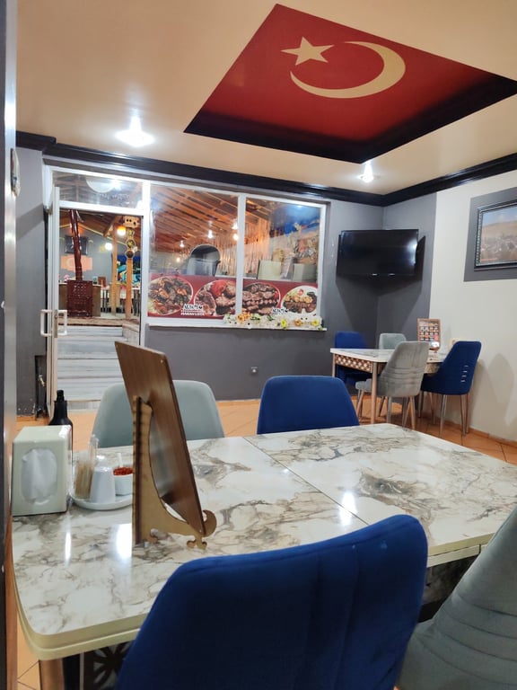 Acıktım Hakan Usta