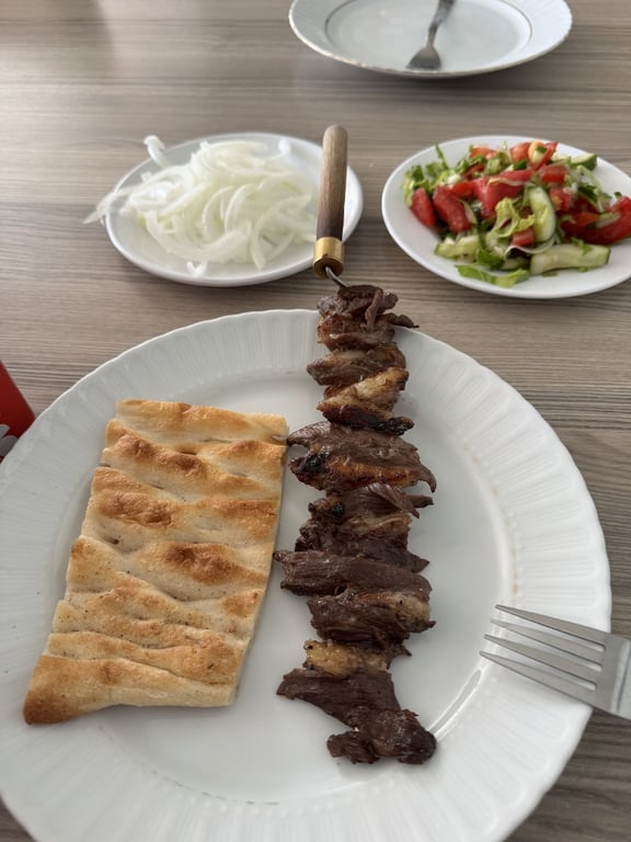 Kardeşler Oltu Cağ Kebabı