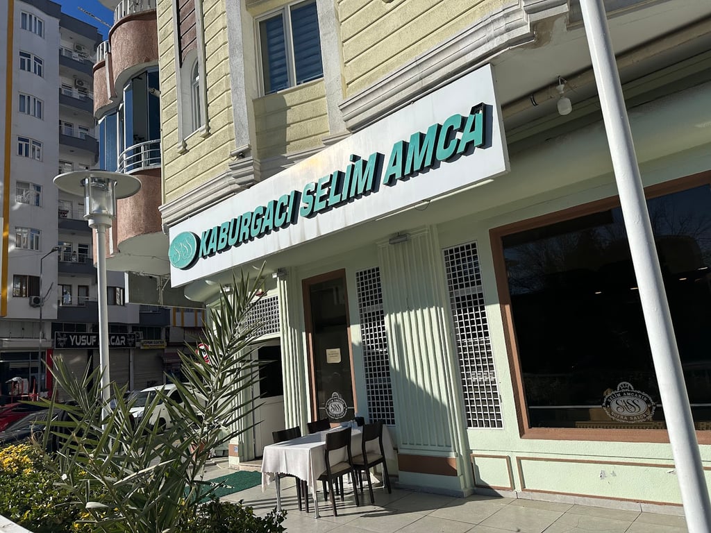 Kaburgacı Selim Amca