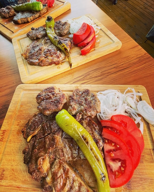 Çatalca’lı Ali Baba Köfte Salonu — fotoğraf 3