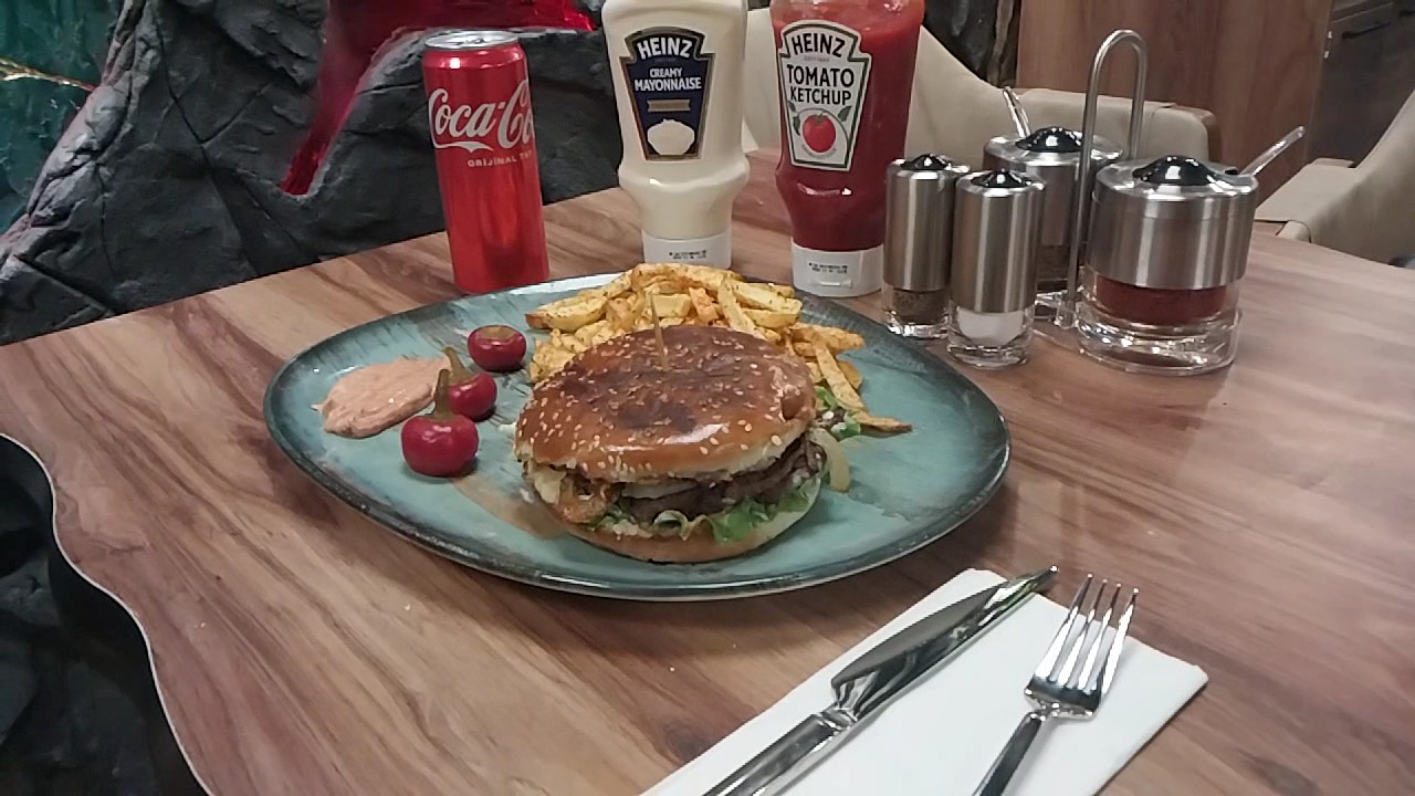 Zümrüd Kebap Lahmacun Pide Restoran