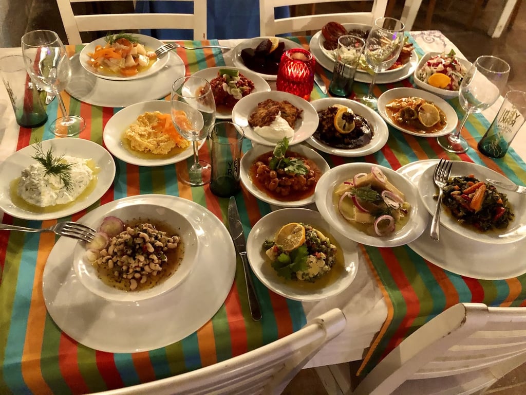 Asmali Bitez Meyhanesi