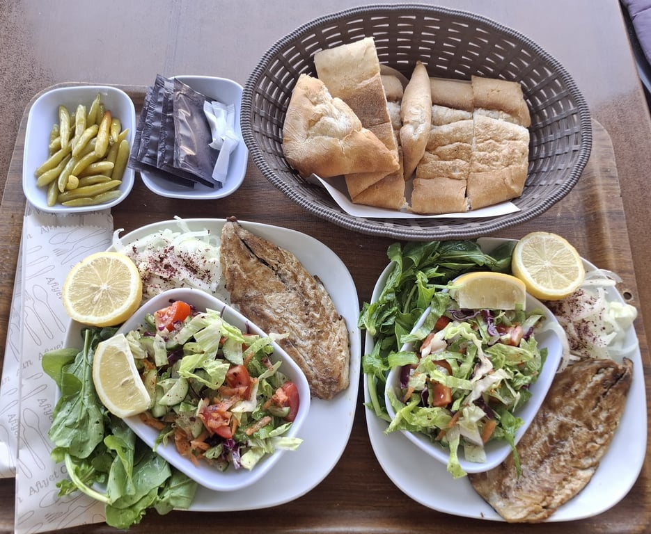 Ebreka 2 Balık Ekmek