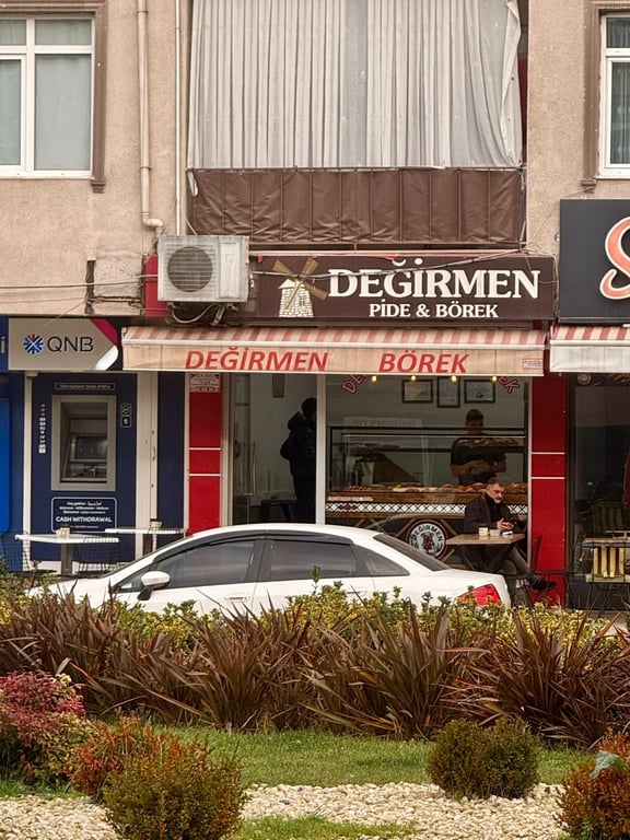 Değirmen Pide Börek