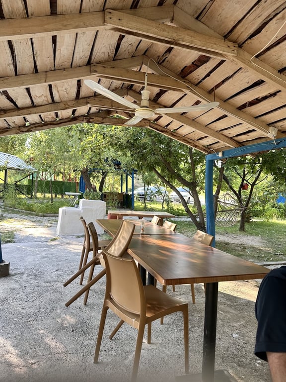 Kemah Alabalık Restaurant ve Aile Çay Bahçesi