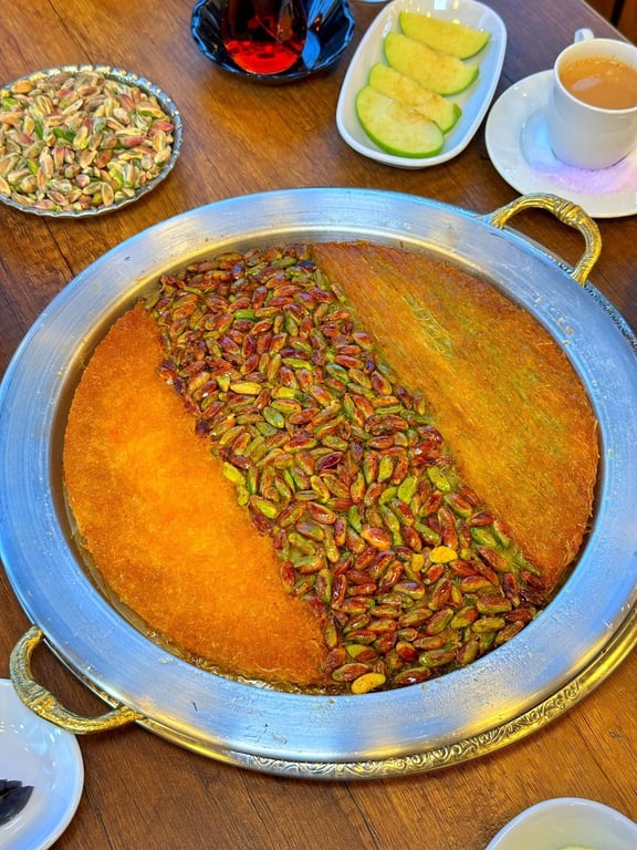 Antepten Künefe