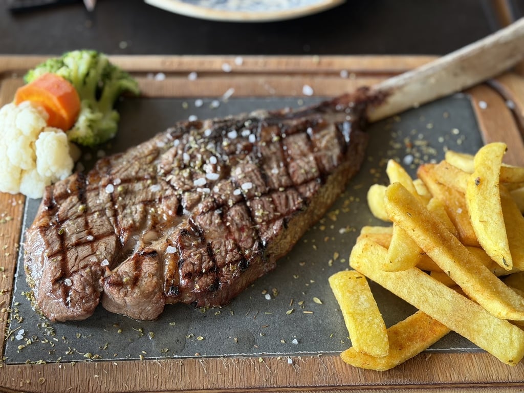 Oscar Steak House