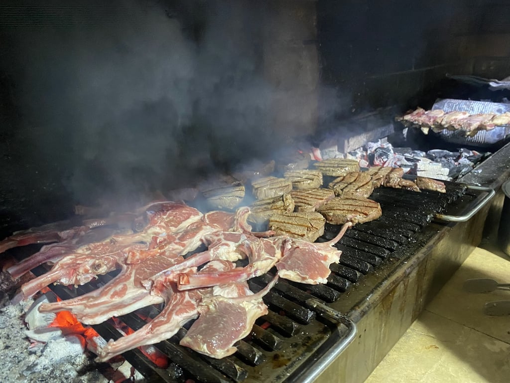 Güllüova Et Restoran