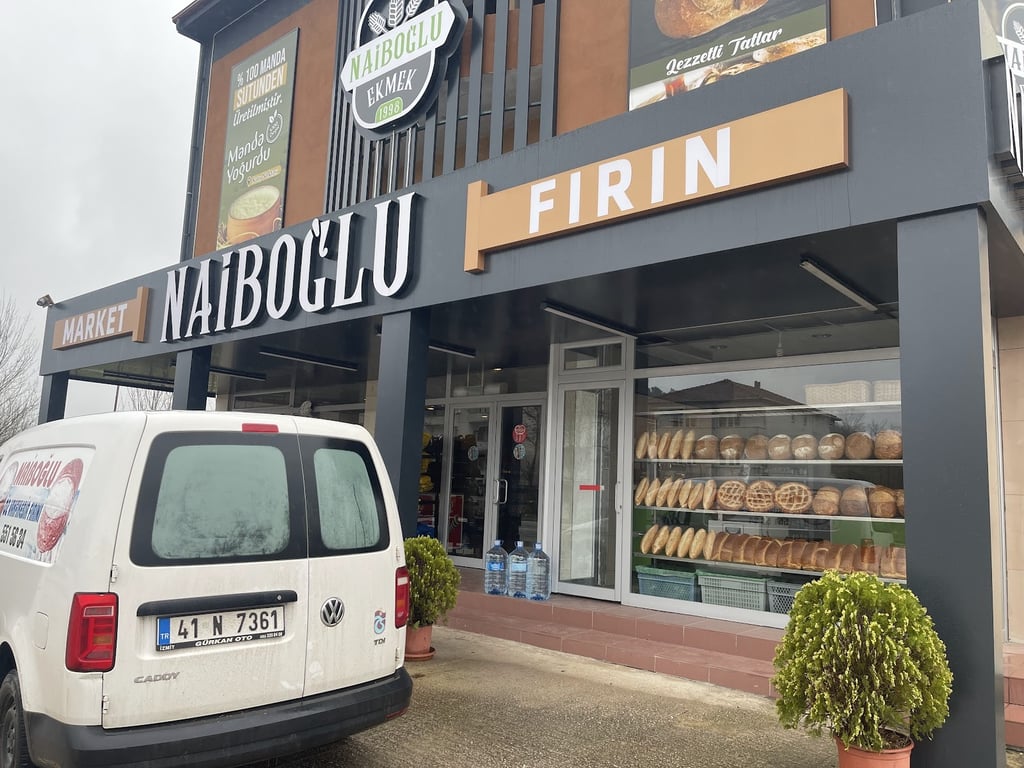 Naiboğlu Vakfıkebir Ekmek Fırını