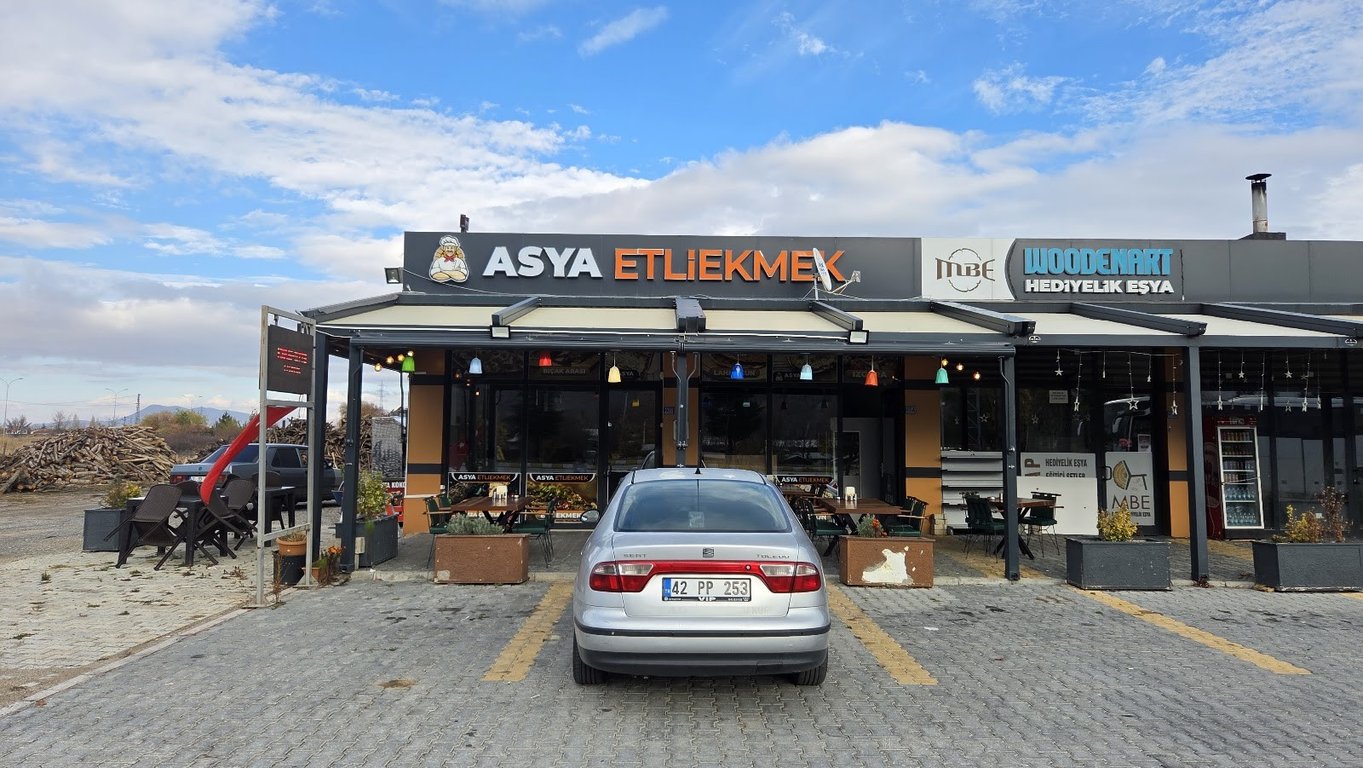 Asya Etliekmek ve Lahmacun Salonu Konya Etliekmeği
