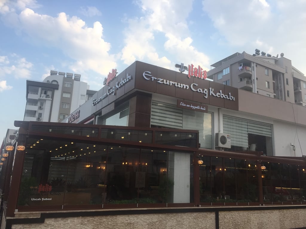Halis Erzurum Cağ Kebap Restorant - Uncalı şubesi