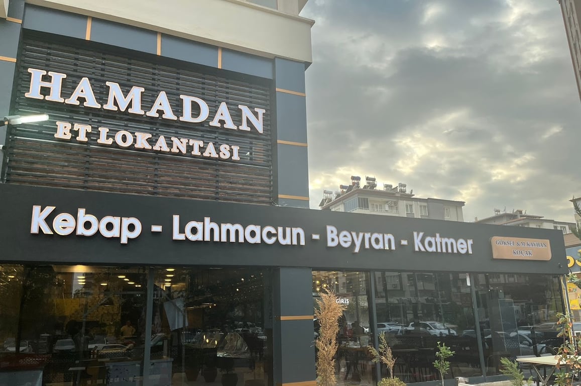 HAMADAN ET LOKANTASI