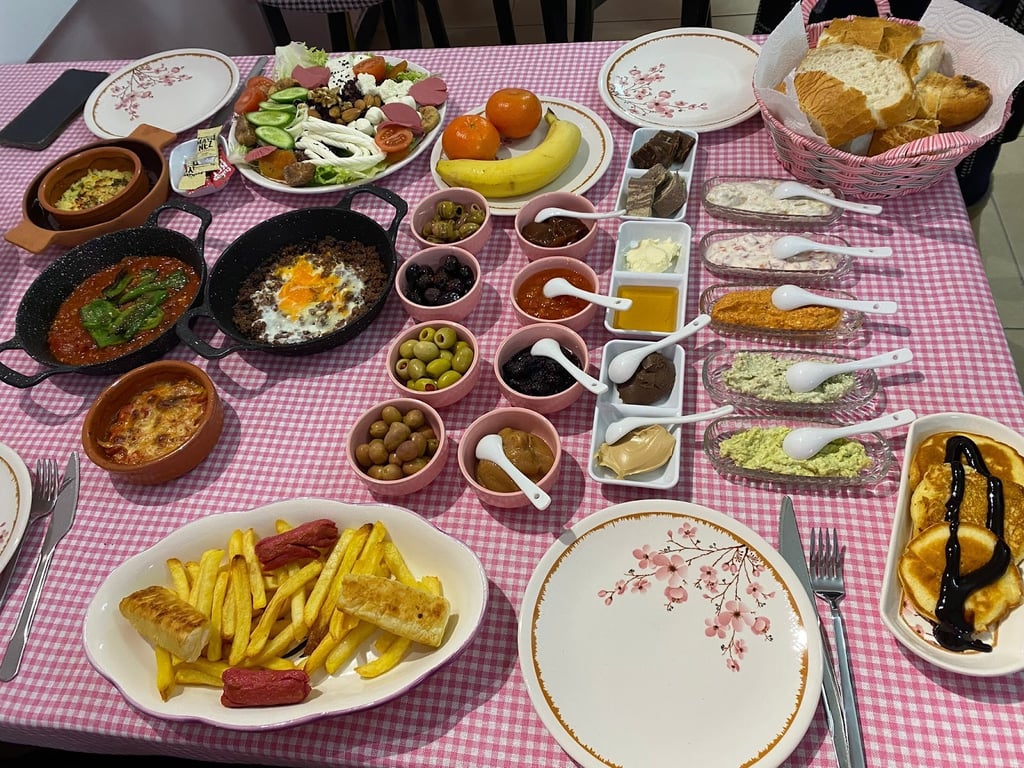 Yağmur Kahvaltı Evi & Coffy