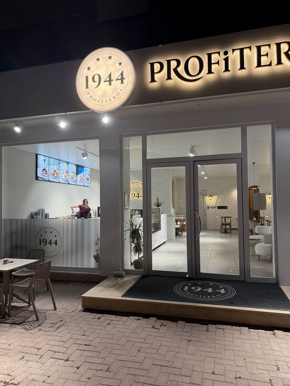 1944 Profiterol