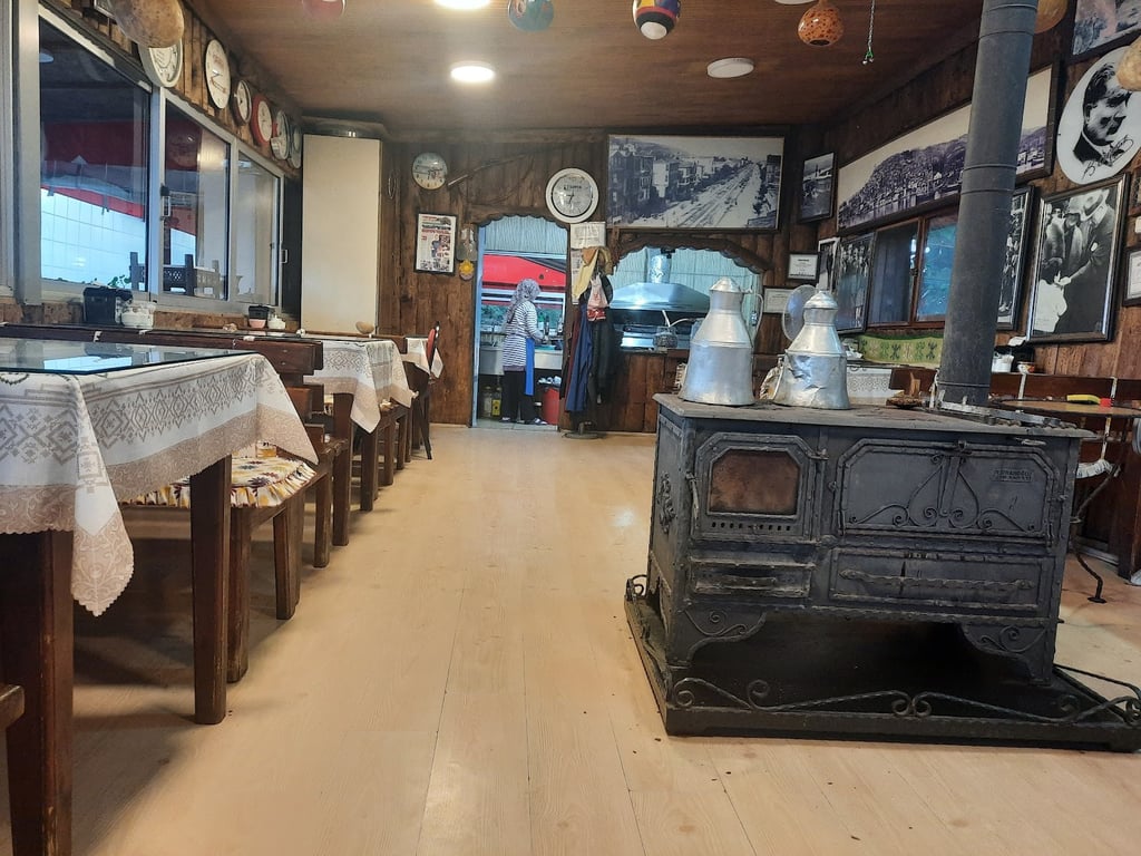 Esentepe Kahvaltı ve Et Mangal