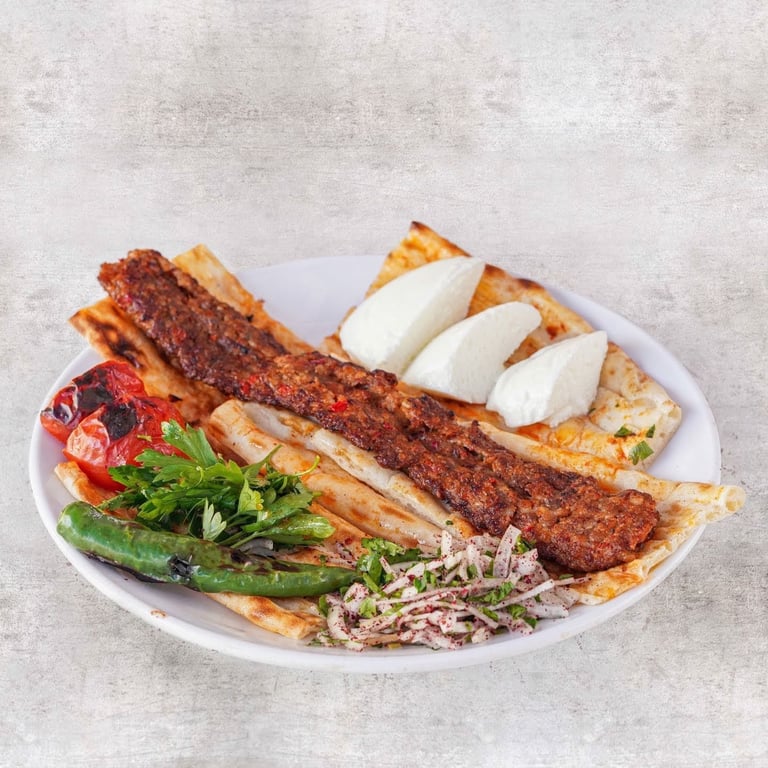 Tarihi Büyük Adana Kebap