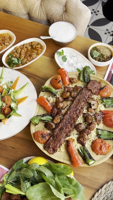 Efsane Kebapçı Selçuk Usta