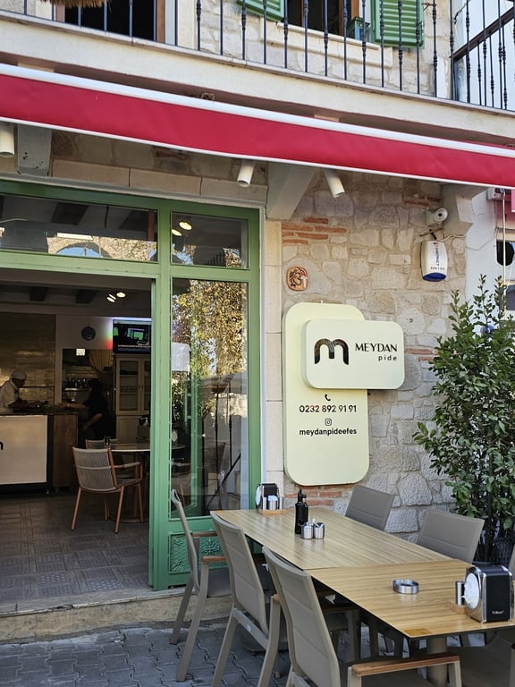 Meydan Pide