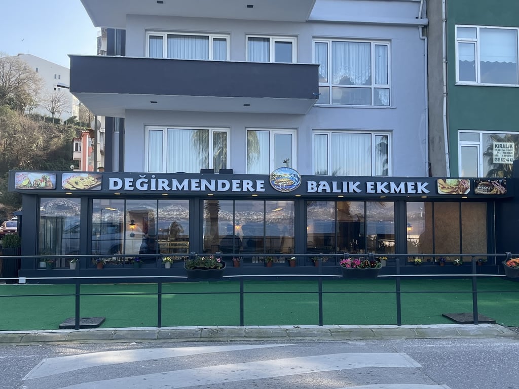 Değirmendere Balık Ekmek