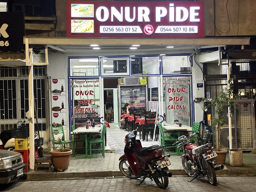 Onur Pide Salonu