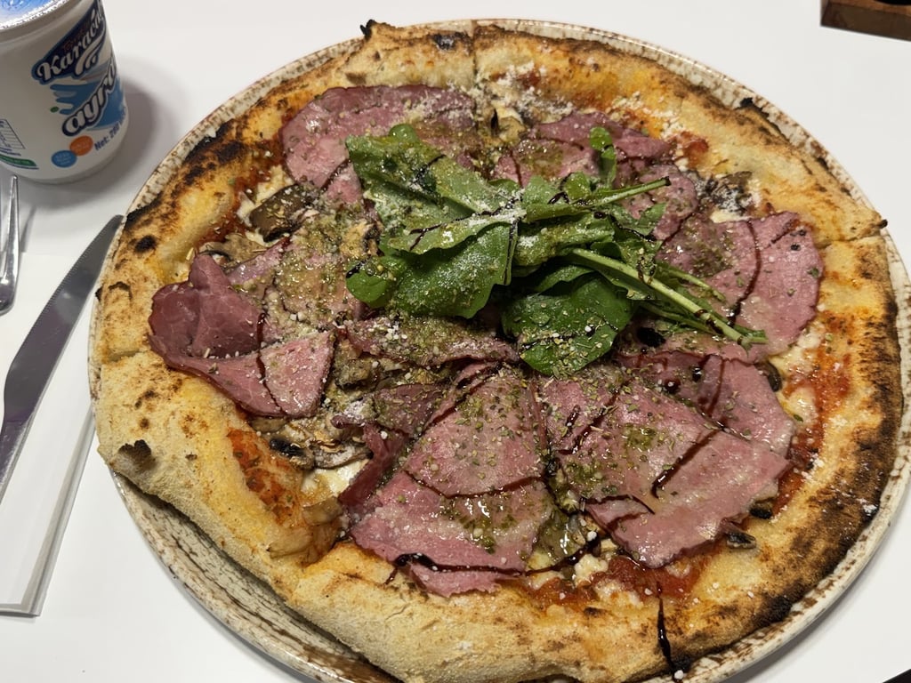 Alpe's Pizzeria