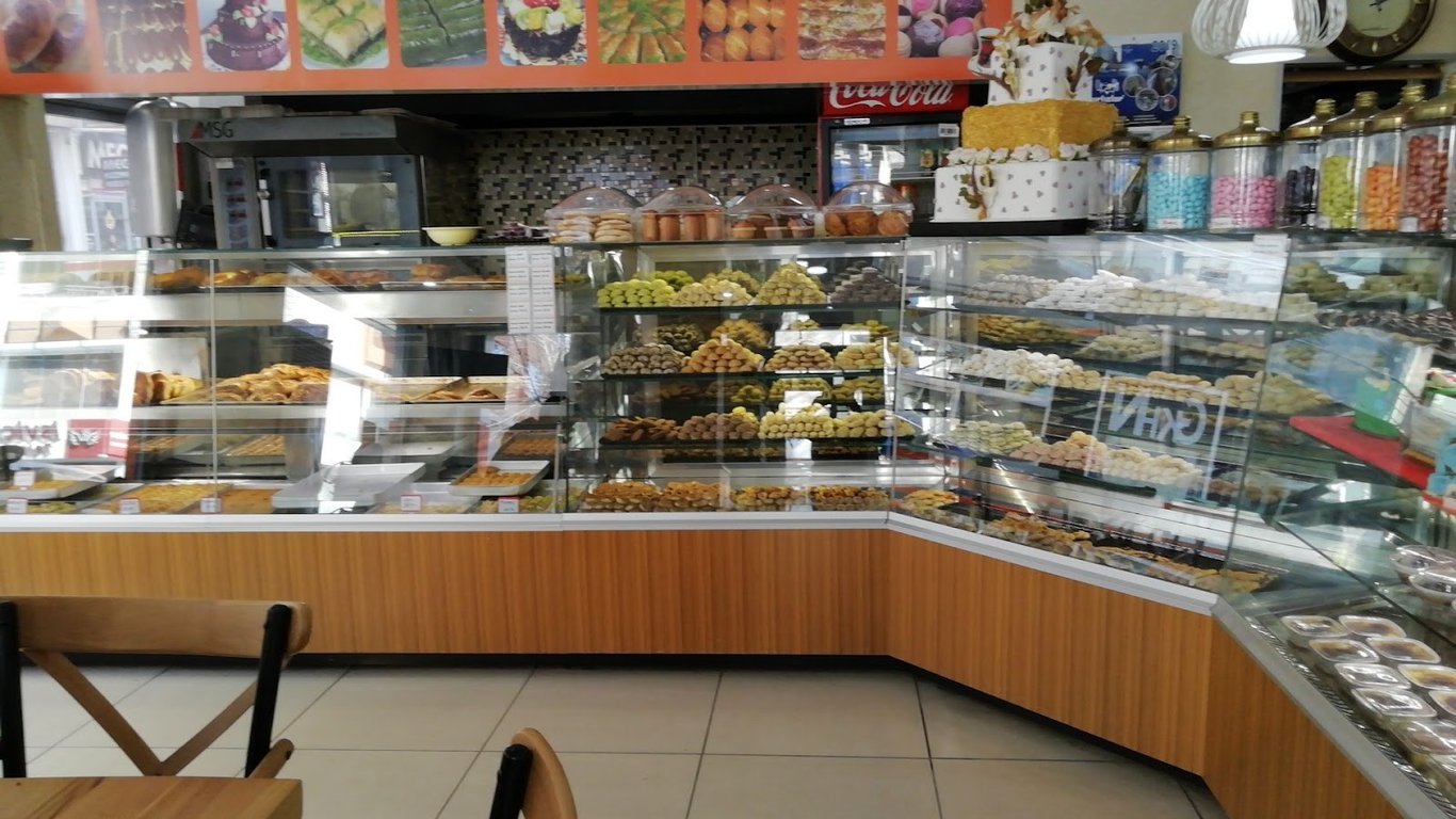 Akdeniz Pastanesi