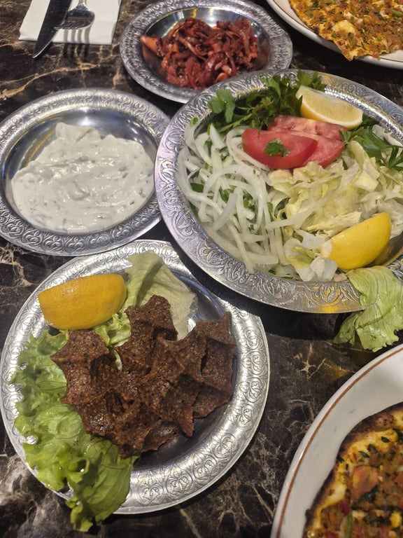 Zırh Kebap Evi