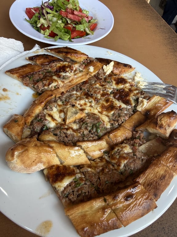 Arzun 2 Pide Lahmacun Salonu