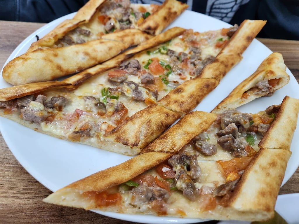 Karadeniz Pide M
