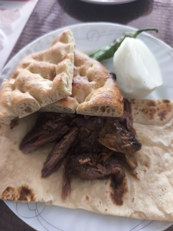 Boyalı Fırın Kebap,Etliekmek,Izgara ve Künefe Salonu