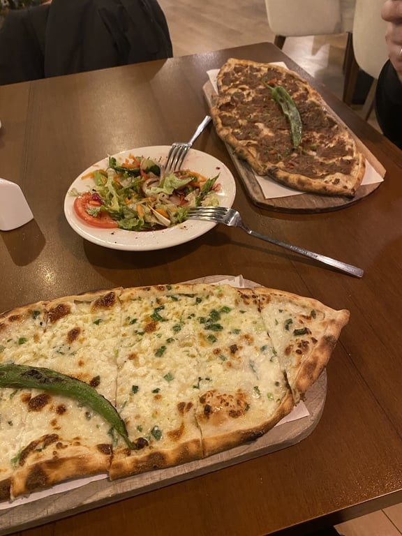 Toprak Pide