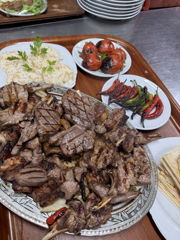 Canbazoğlu Et Mangal Kahvaltı