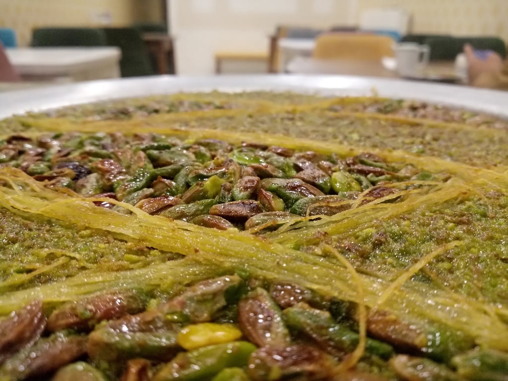 Moza Desserts (Papatya Künefe)