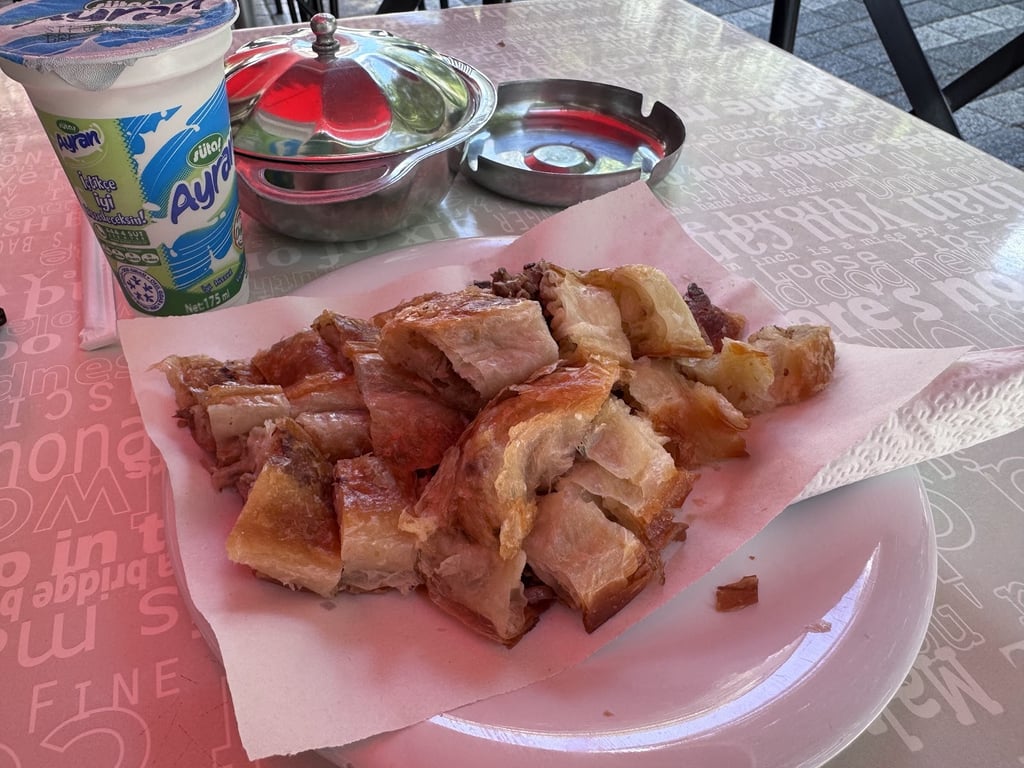 Bahariye Börek Caferağa Başka Şubemiz Yoktur