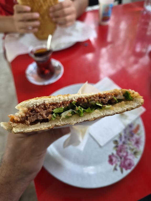 Maldivler Tost Salonu