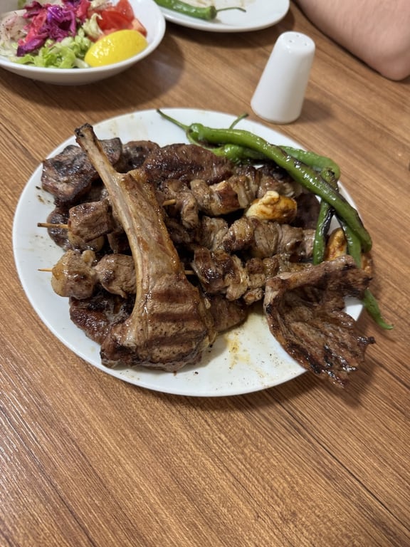 Karagöz Et Mangal — Foto 2